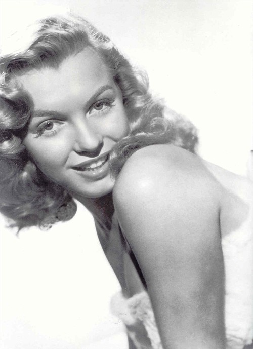 杰克逊的死亡原因 213237.95634351_500.jpg