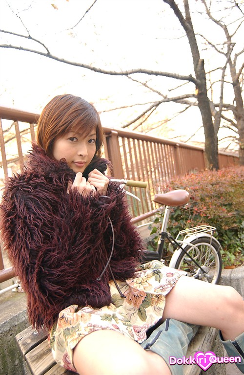 [Xcity] Dokkiri Queen 002 - Nana Natsume 夏目