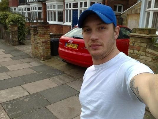 tom-hardy-tom-hardy-11066901-536-402