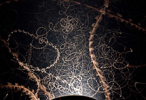 飞蛾扑火的意思打一生肖 133355.88920406_500.jpg