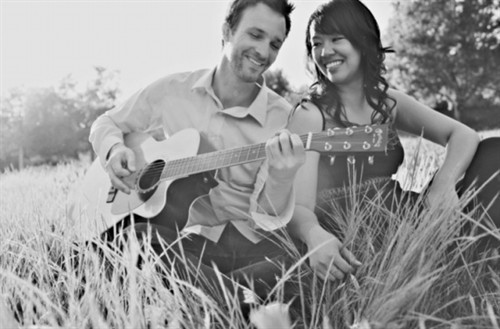 【诗情 & 图廊】 蓝调葬礼、情何以堪