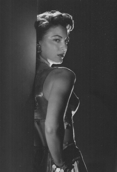 艾娃·嘉德纳Ava Gardner <em>好莱坞</em>最<em>美丽</em>的蛇蝎