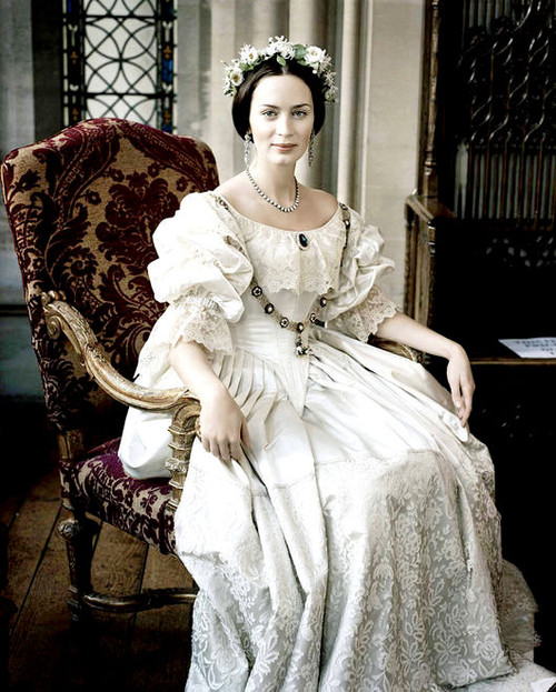 年轻的维多利亚