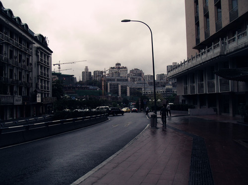 下雨的街道