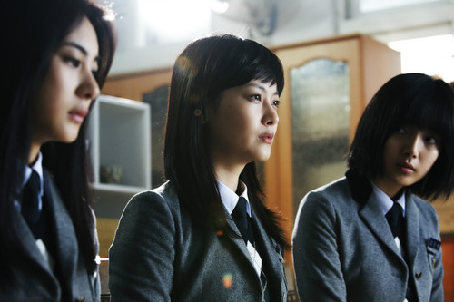 校园惊魂韩国校园鬼片大量高清海报及高清剧照